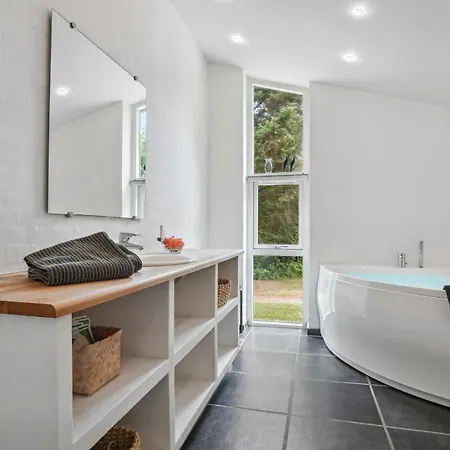 Holiday home Strandbo