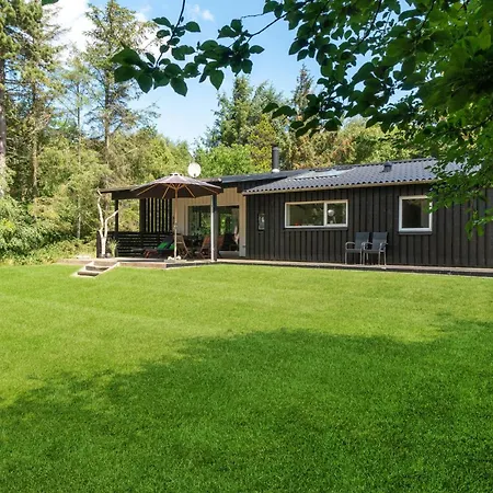 Strandbo Thyholm