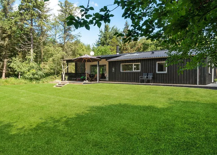 Strandbo Thyholm